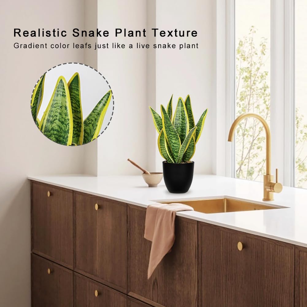 Oairse Sansevieria Artificial Plant in Ceramic Pot, Small Indoor Plant, Artificial Snake Plant, Artificial Plants Like Real, Perfect for Bathroom, Bedroom, Home, Office Decoration, Height 33 cm