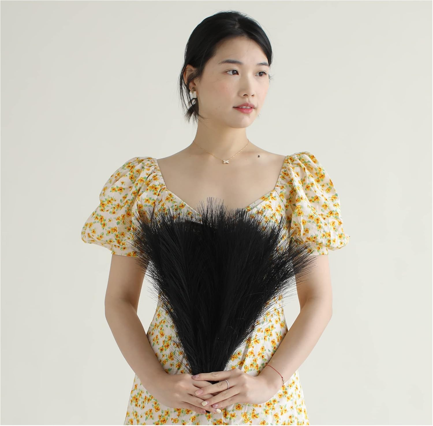 ChagoArt 6 Stems 17" Taupe Faux Pampas Grass - Boho Chic Rustic Artificial Plant