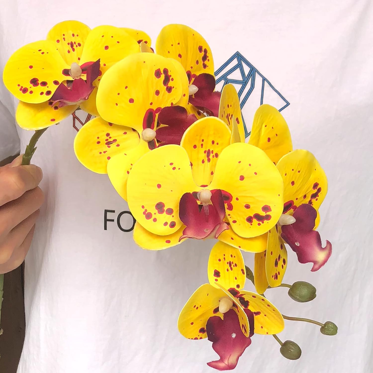 FagusHome 32 Inches Artificial Phalaenopsis Flowers 4 Pcs with 2 bundles Leaves Artificial Orchid Flowers Stem Plants for Home Décor (White)