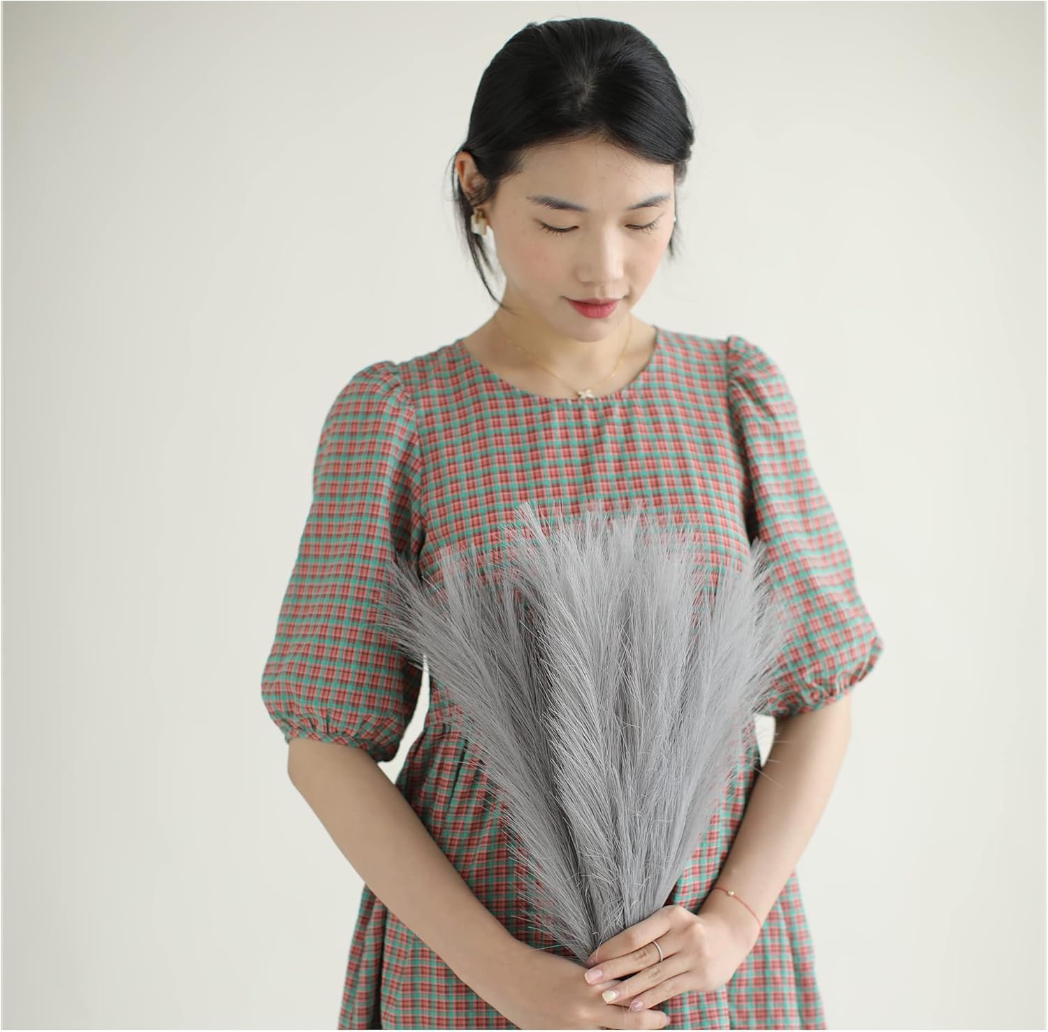 ChagoArt 6 Stems 17" Taupe Faux Pampas Grass - Boho Chic Rustic Artificial Plant