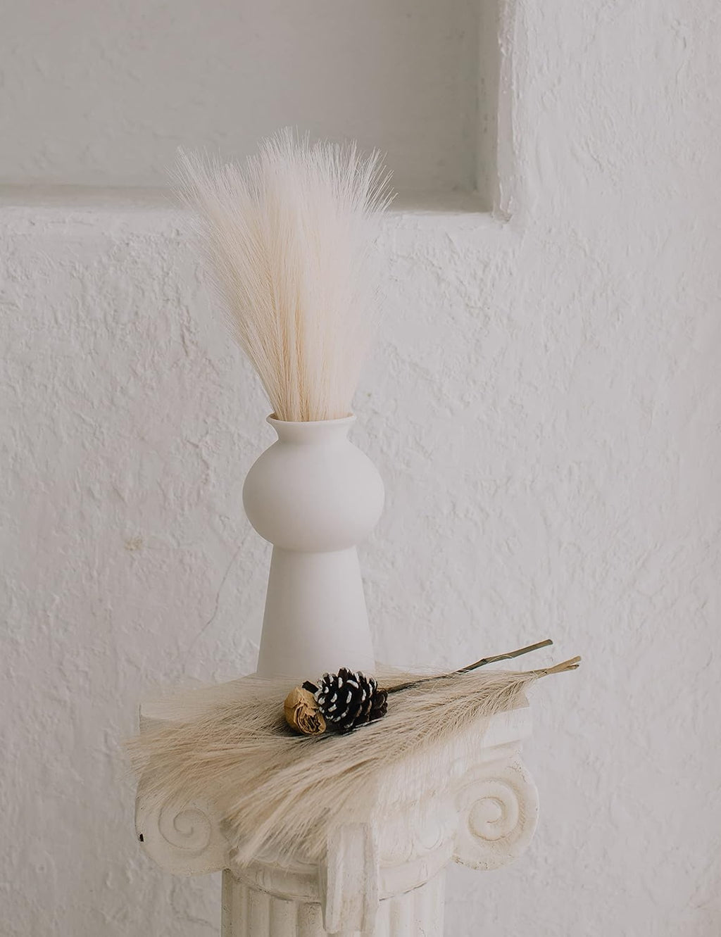 ChagoArt 6 Stems 17" Taupe Faux Pampas Grass - Boho Chic Rustic Artificial Plant