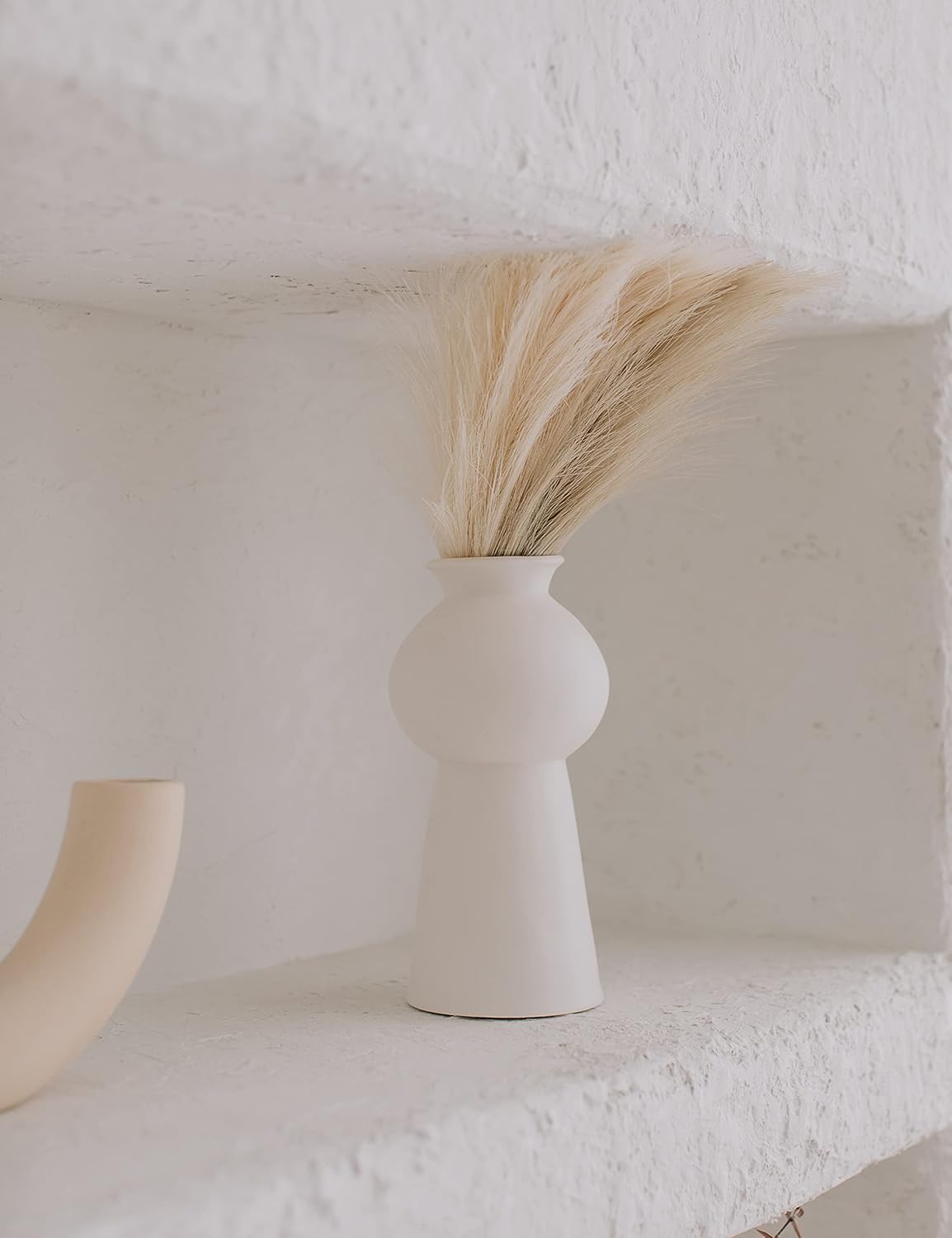 ChagoArt 6 Stems 17" Taupe Faux Pampas Grass - Boho Chic Rustic Artificial Plant