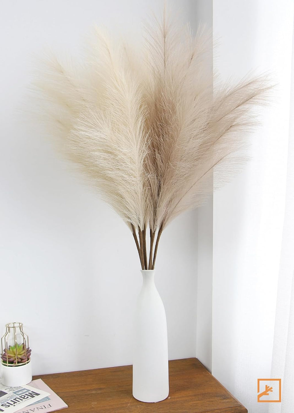 ZIFTY 7-Pcs 38"/3.1FT Black Pampas Grass Large Tall Fluffy Artificial Fake Black Flowers Gothic Decor Bulrush Reed Grass Black Decor for Bedroom Bathroom Wedding (Black)