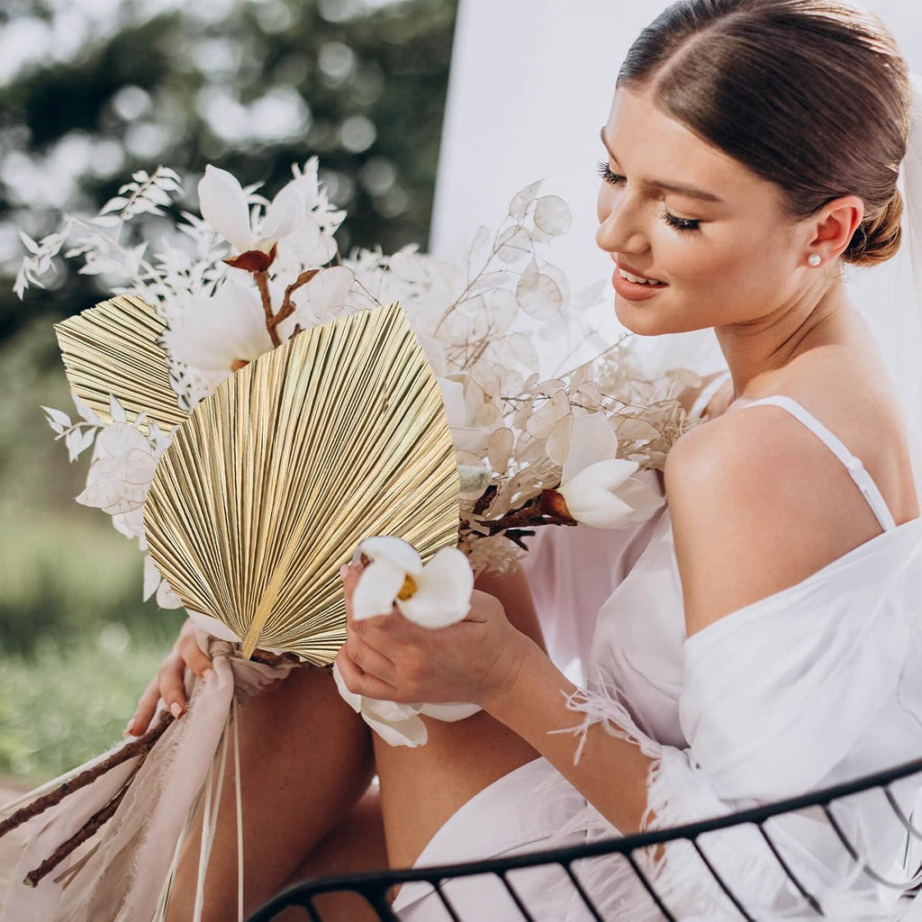 CLESDF Dried Palm Leaves Decor, 6Pcs Natural Tropical Palm Leaves, Boho Art Wall Hanging Palm Spears, Trimmed Palm Leaves for Weddings Bedroom Wall Decoration